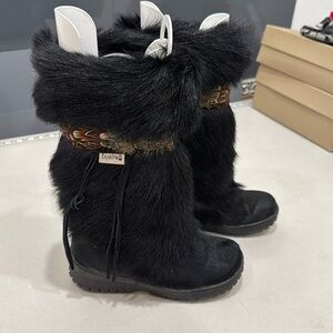 Bearpaw boots brand new 7 Kola II